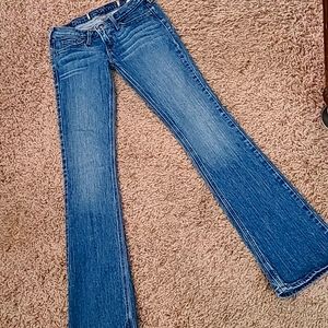 Hollister vintage jeans , low rise, next to new , size 1 reg